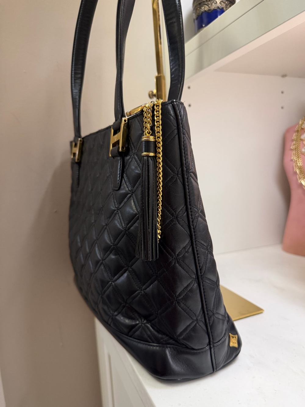 MCM EUC Black Quilted Leather Shoulder Bag with Gold Accents A4299 - Picture 15 of 16